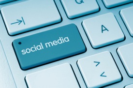 Social media blogging on Facebook and Google+